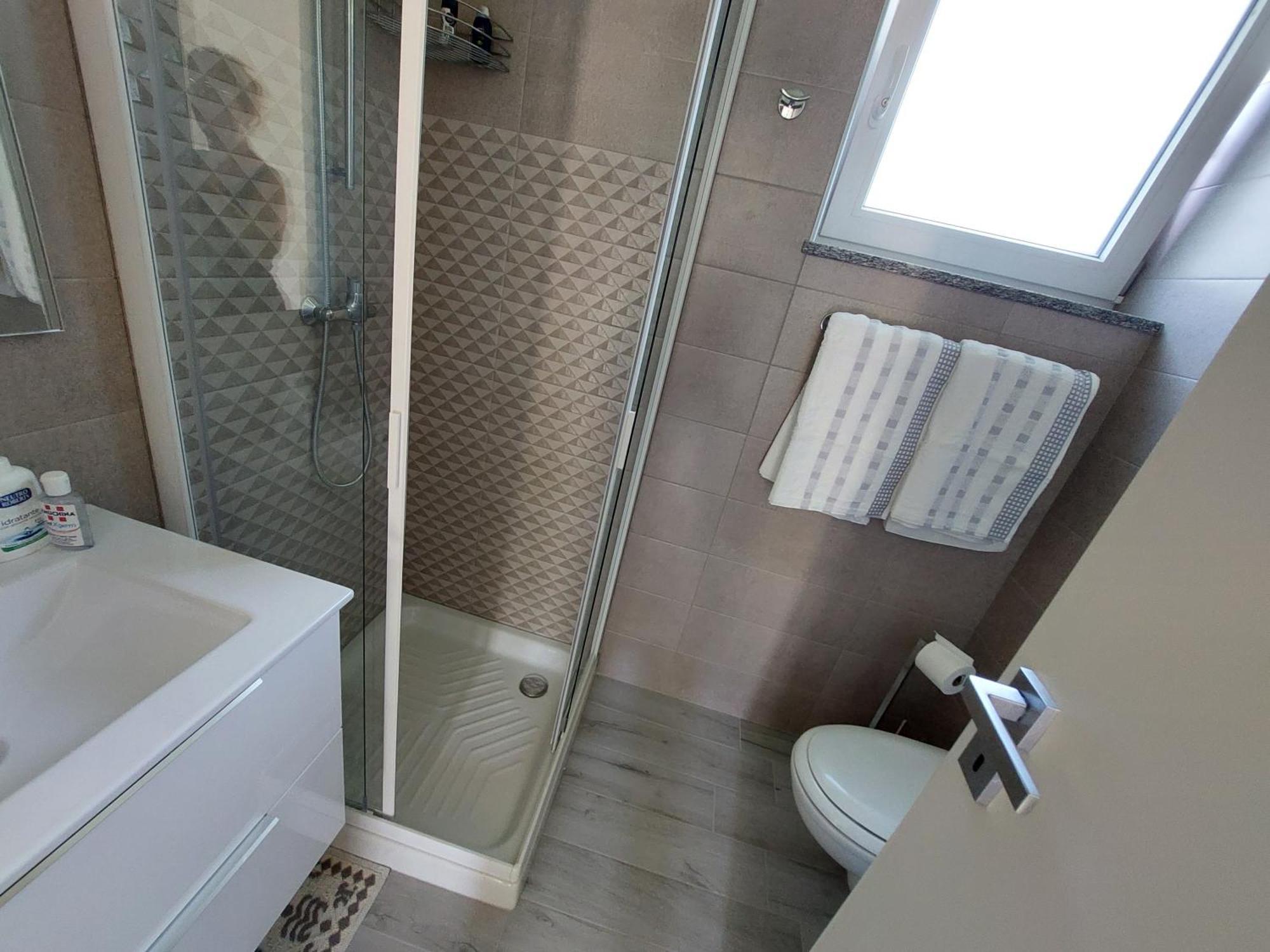 Skylab Hotel Gozzano Værelse billede